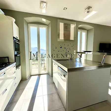 Bella Vista - Duplex D'exception Avec Terrasse Suspendue Et Vue Panoramique Sur La Baie De Calvi 度假居 卢米奥